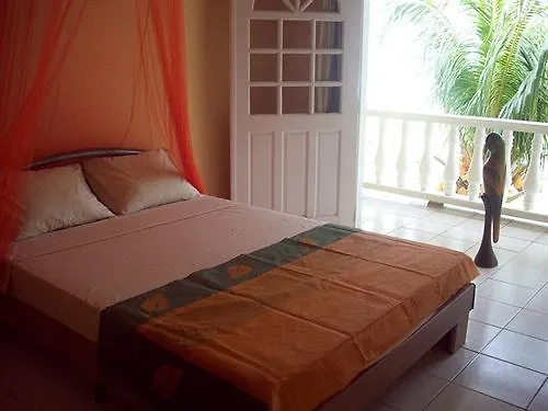 The Islander'S Inn Clifton Saint Vincent and the Grenadines