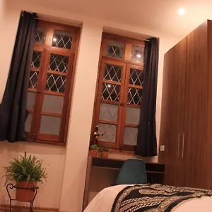 inti.hotelsquito.com/
